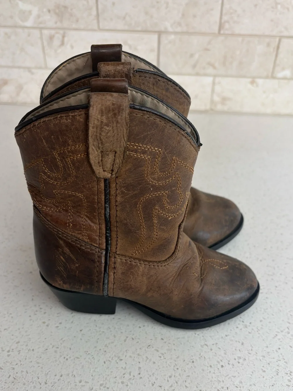 Cody James Kids Cowboy Boots size 6
